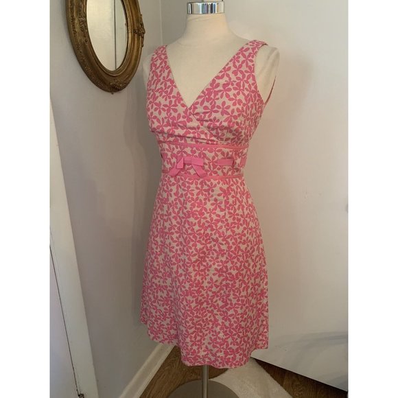 Maggy London Pink Floral Dress Fit & Flare 6 sleeveless Cocktail Easter V Neck - Picture 11 of 12